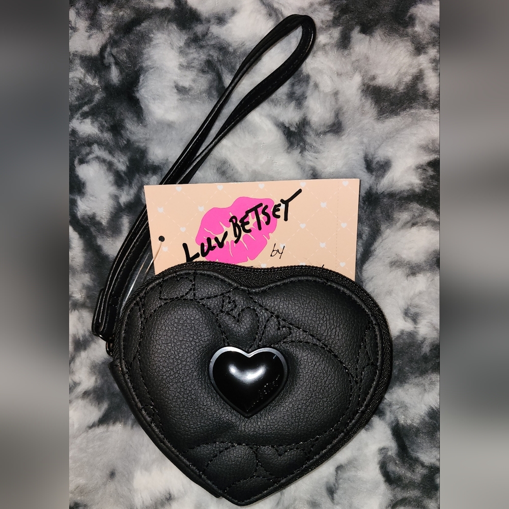 Luv Betsy Black Heart Wallet